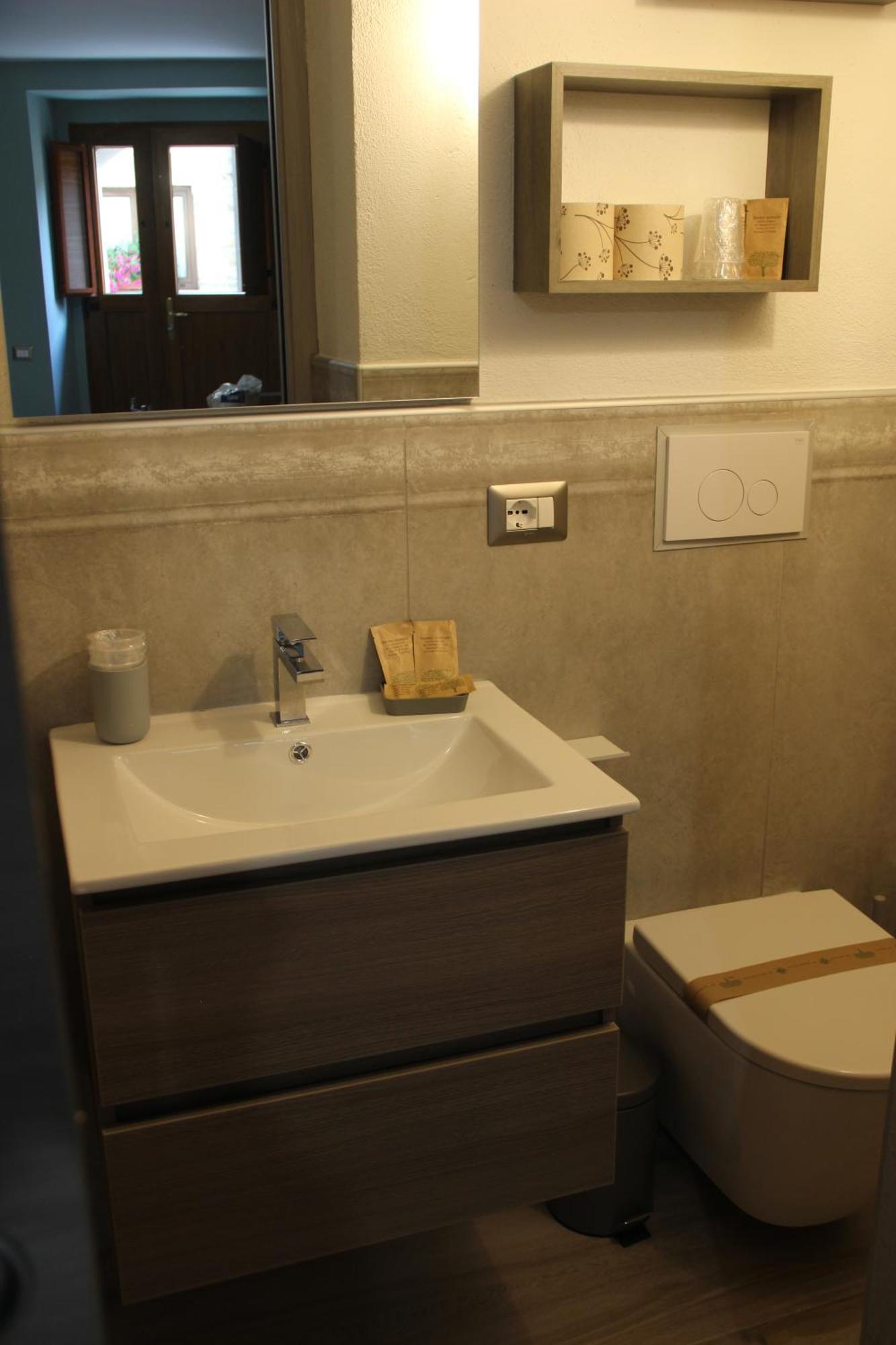 Casa Vacanze Sud E Magia คาสเตลเมซซาโน ภายนอก รูปภาพ