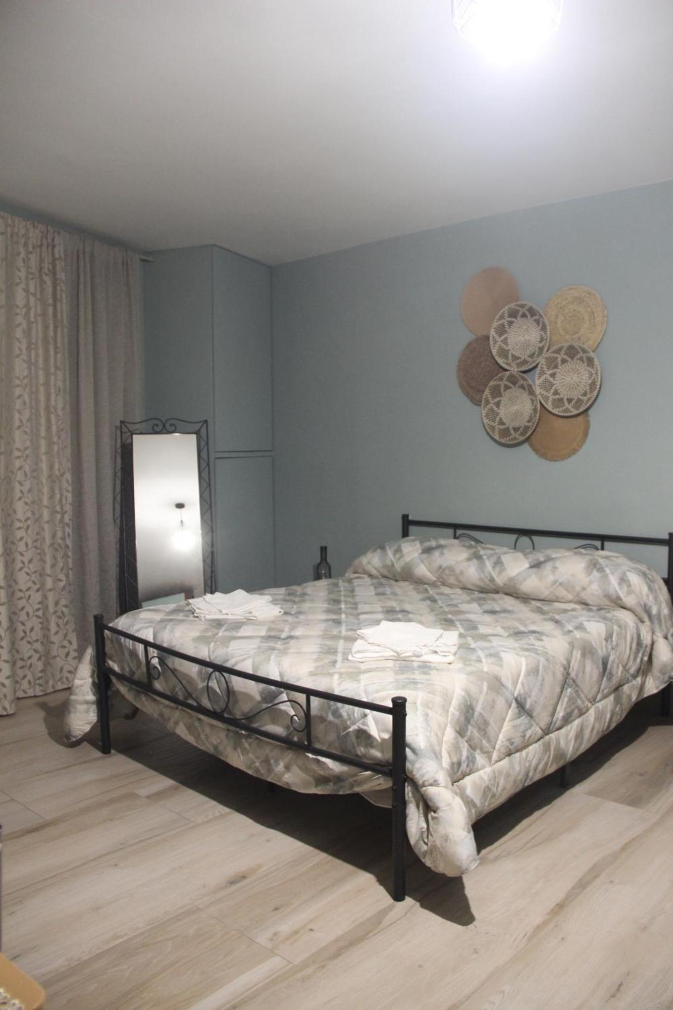 Casa Vacanze Sud E Magia คาสเตลเมซซาโน ภายนอก รูปภาพ